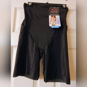 Maidenform High Waist Black Thigh Slimmer